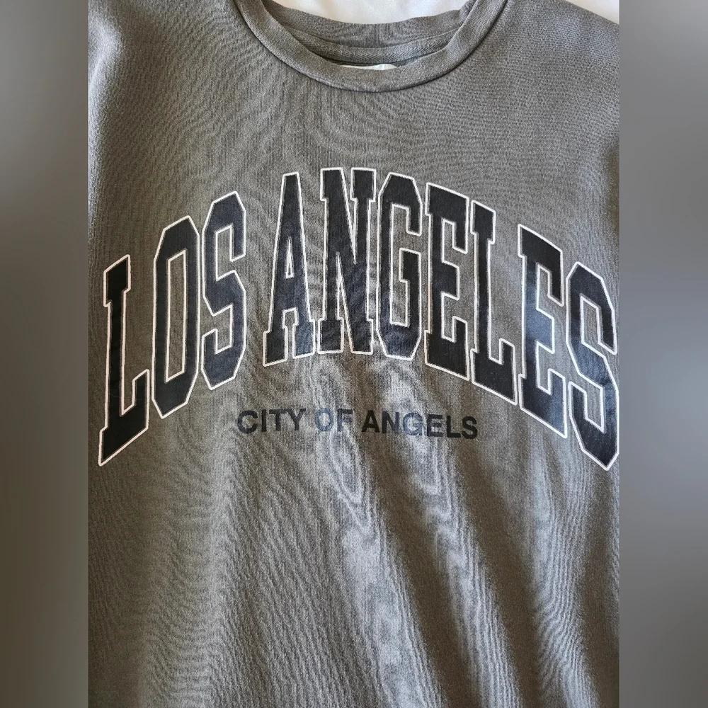 * PacSun Los Angeles Crewneck Sweater -‎ Gray